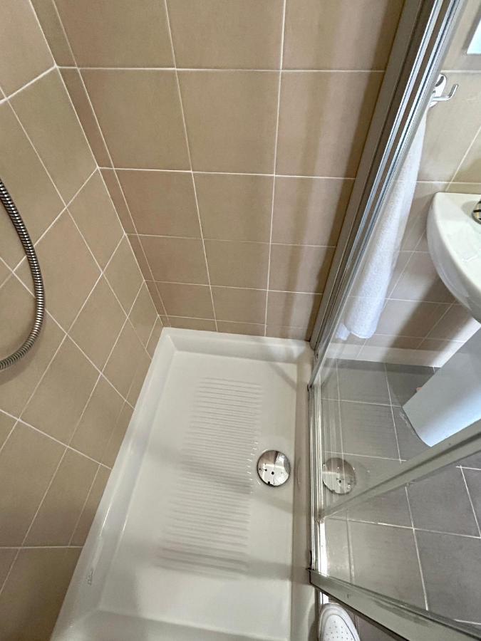 Tua Duplex Appartement Salò Buitenkant foto