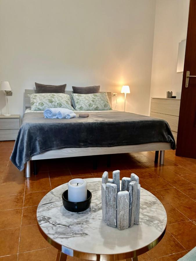 Tua Duplex Appartement Salò Buitenkant foto