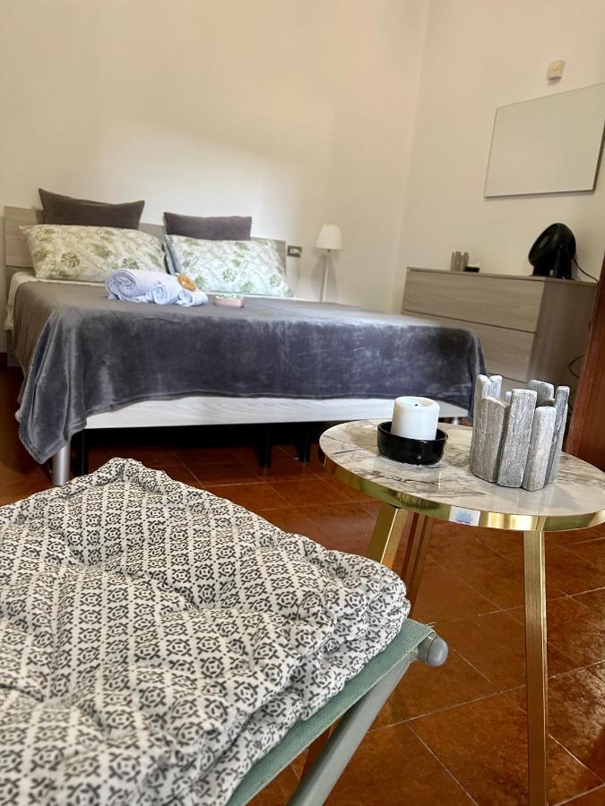 Tua Duplex Appartement Salò Buitenkant foto