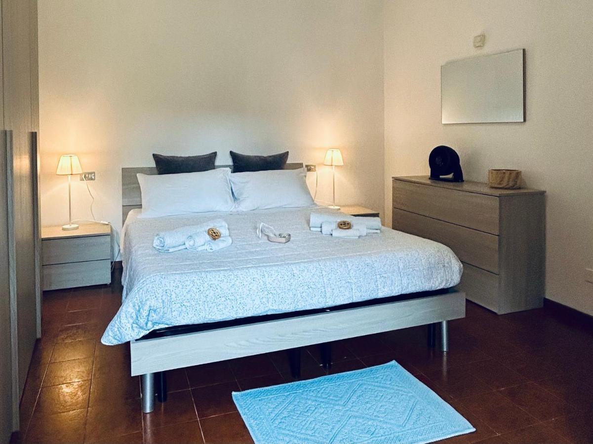 Tua Duplex Appartement Salò Buitenkant foto