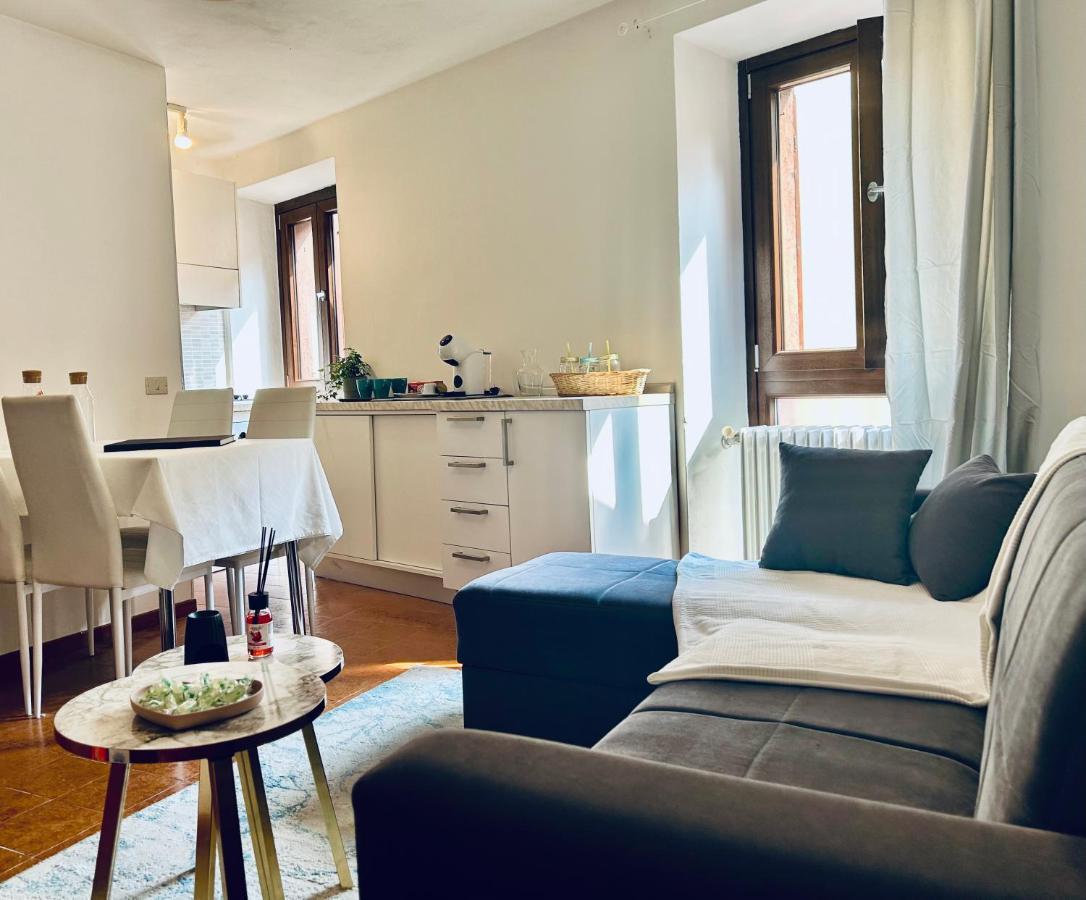 Tua Duplex Appartement Salò Buitenkant foto