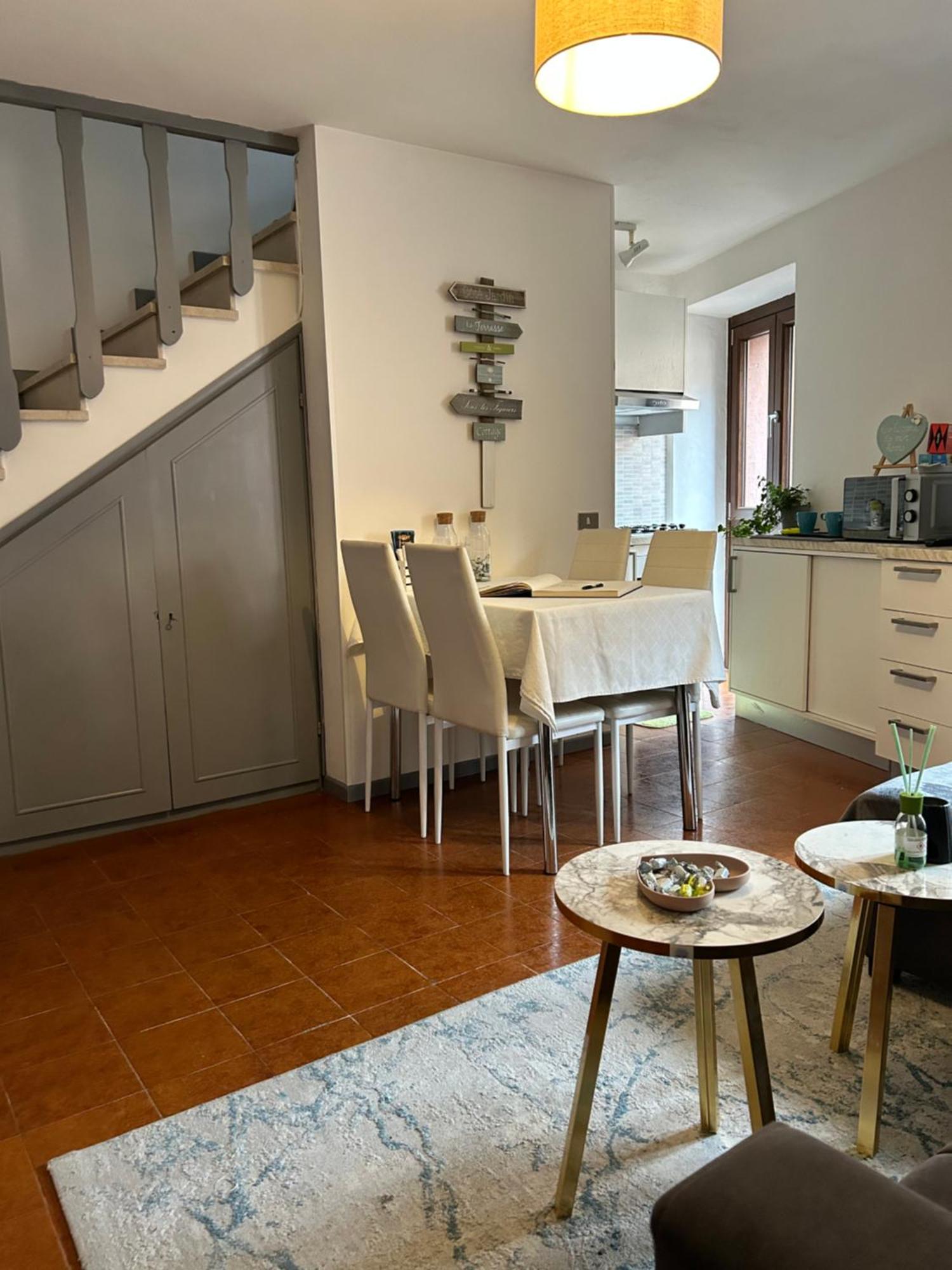 Tua Duplex Appartement Salò Buitenkant foto